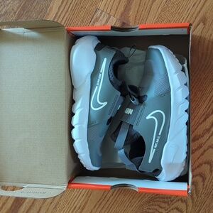 New Nike Flex Runner Size 13